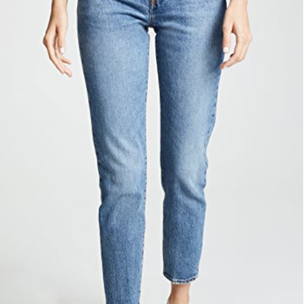 Levi’s Wedgie Icon Jeans